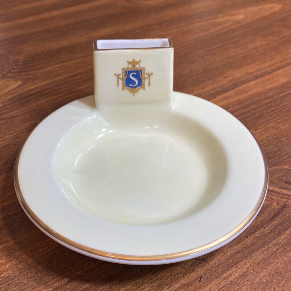 Hotel Statler ashtray & match book holder made by Syracuse China